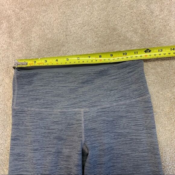 Lululemon heathered gray special edition Wunder under Long cuff leggings size 4 - Picture 9 of 13